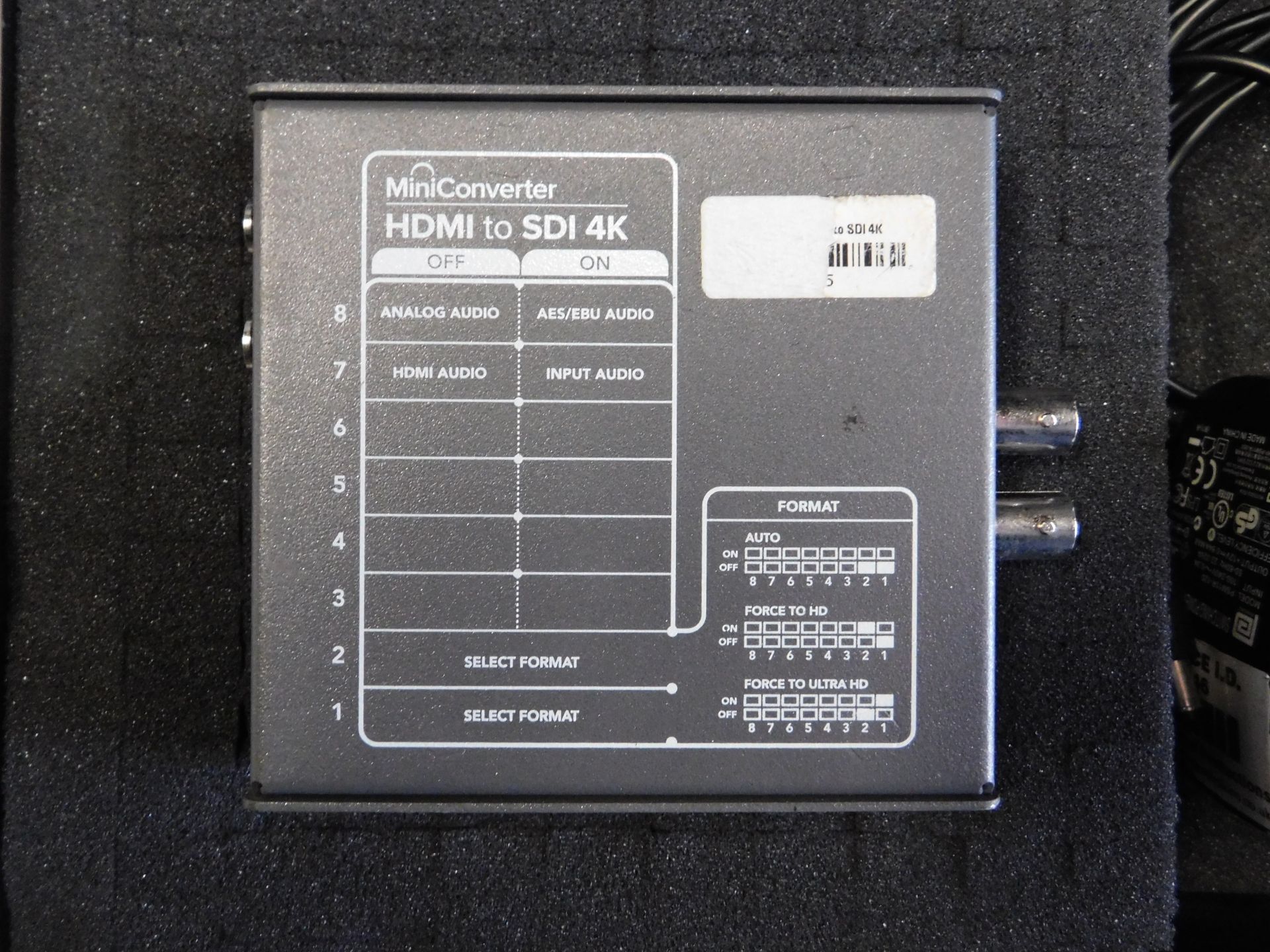 2 BlackMagicDesign Mini Converter SDI to HDMI Kits & 2 BlackMagicDesign Mini Converter HDMI TO SDI - Image 8 of 10