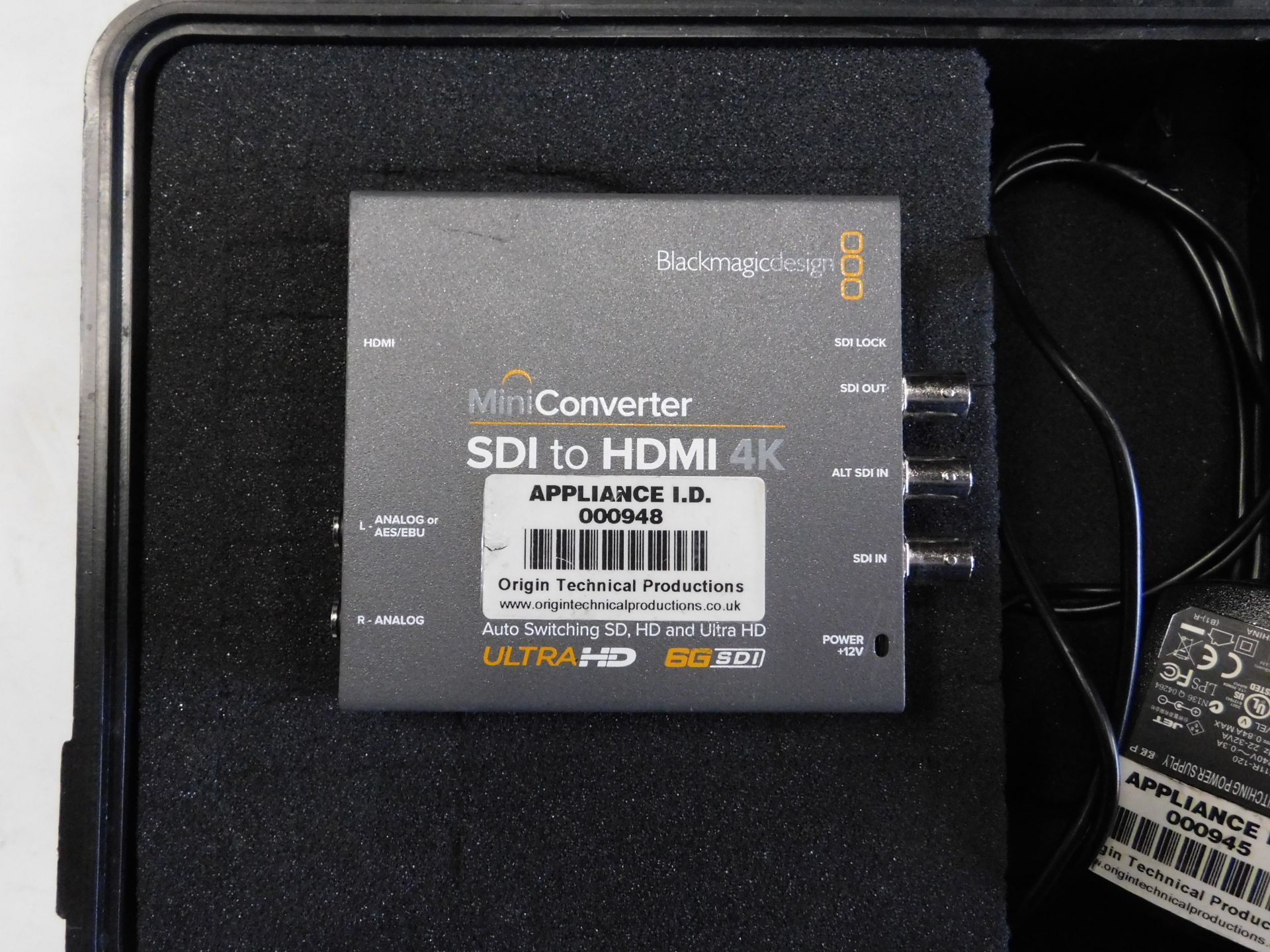 2 BlackMagicDesign Mini Converter SDI to HDMI Kits & 2 BlackMagicDesign Mini Converter HDMI TO SDI - Image 5 of 10