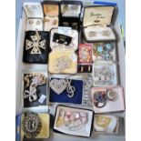 Collection of costume jewellery brooches and necklaces etc. (B.P. 21% + VAT)