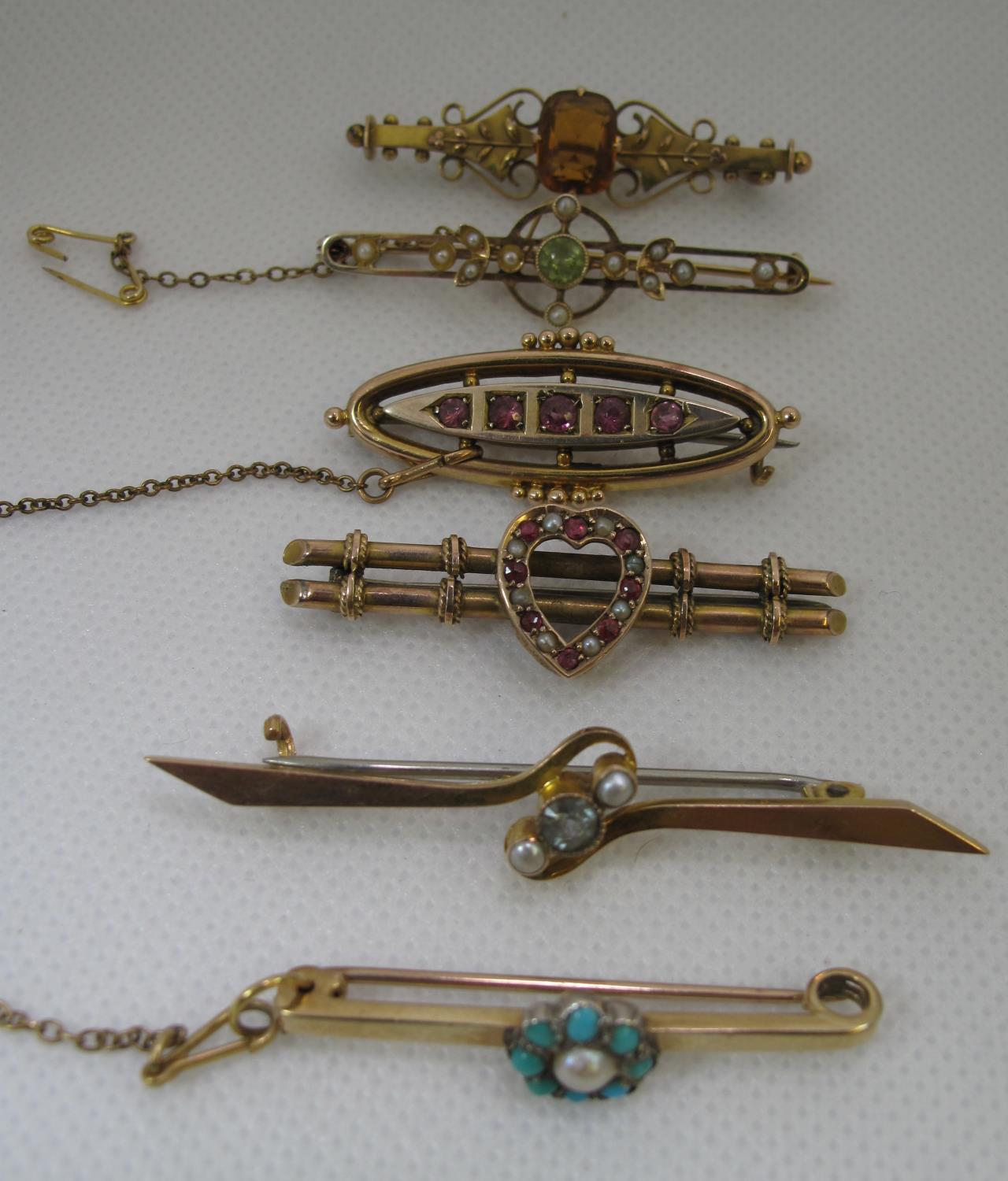 Edwardian 9ct gold bar brooches. Six Edwardian bar brooches set with gems and pearls. Approx