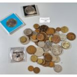 Bag of assorted GB coinage, to include: Victorian silver crown 1889, various Queen Elizabeth II
