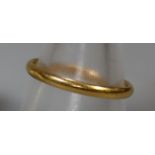 22ct gold wedding ring. Ring size Q. Approx weight 2.9 grams. (B.P. 21% + VAT)