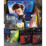 Box of modern Star Wars ephemera and figures to include: Darth Vader, Princess Leia Organa etc, R2D2