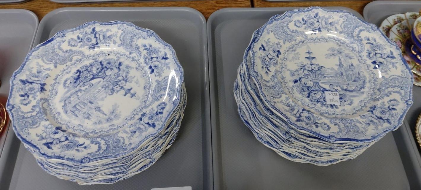 Two trays of blue and white 'Fountain Scenery' dinner plates. (2) (B.P. 21% + VAT)