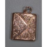 9ct gold engraved stamp case pendant. 4g approx. (B.P. 21% + VAT)