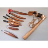 Box of unusual Kestrel wood carving knives. (B.P. 21% + VAT)
