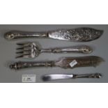 Pair of silver pierced and gadroon foliate decorated fish servers (overall 7 troy ozs approx