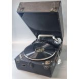 Vintage wind-up gramophone. (B.P. 21% + VAT)