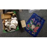 Box of assorted items, to include: Staffordshire seated spaniel, pair of small china cats possibly