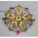 9ct gold pearl amethyst and peridot brooch. 4g approx. (B.P. 21% + VAT)