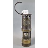 Vintage Hailwoods Safety Miner's lamp. (B.P. 21% + VAT)