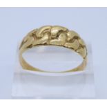 18ct gold Celtic puzzle design ring, size R, 4.5g approx. (B.P. 21% + VAT)