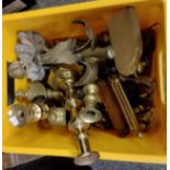 Box of brassware to include: Art Nouveau style incomplete epergne, various brass candlesticks,