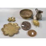 Collection of varied and assorted small items of metalware, to include: small Indian brass lobed