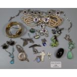 Collection of silver and costume jewellery. (B.P. 21% + VAT)
