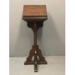 Late Victorian Gothic design oak ecclesiastical lectern, the slope front stand above carved