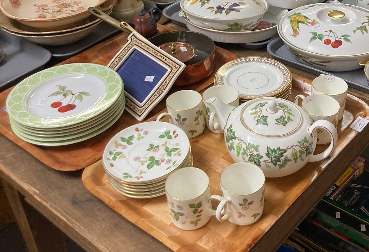 Two trays of Royal Worcester 'Evesham' oven to table ware items, together with a tray of Wedgwood