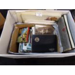 Box with mixed collection of various stamps and postcards. (B.P. 21% + VAT)