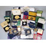 Box of assorted coins, to include: commemorative, England 1966 World Cup Willie Commemorative Medal,