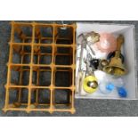 Box of assorted items to include: a small wooden wine rack, brass bell with wooden handle, various