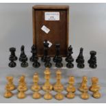 Wooden box comprising Staunton type chess pieces. (B.P. 21% + VAT)