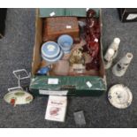 Box of assorted items to include: Purbeck ceramics cruet set, a bag of keys and key rings, two