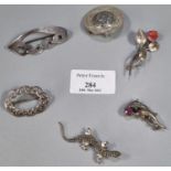 Collection of six silver brooches, to include: marcasite lizard, rose, dolphin etc. (B.P. 21% + VAT)