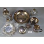 Box of silver and silver plate to include: various glass and silver topped scent bottles, snuff box,