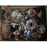 Box of metalware mostly silver plate to include: toast rack, Viners of Sheffield wine coaster,