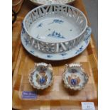 19th Century Samson porcelain armorial shell shaped salts, together with a 19th Century blue and
