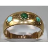 9ct gold turquoise and green stone dress ring. 5g approx. (B.P. 21% + VAT)