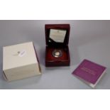 The Royal Mint, Queen Elizabeth II Memorial quarter-sovereign 2022 gold proof coin in original box