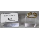 9ct gold ring. Size O. 3.5g approx. (B.P. 21% + VAT)