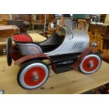 Vintage style child's metal pedal car. (B.P. 21% + VAT)