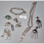 Collection of assorted silver items to include: chains, ID bracelet etc. (B.P. 21% + VAT)