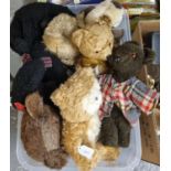 Box of assorted vintage soft toys: teddy bears, dogs etc. (B.P. 21% + VAT)
