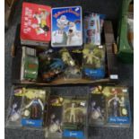 Collection of Wallace and Gromit items to include: boxed figurines, DVD Complete Collection,