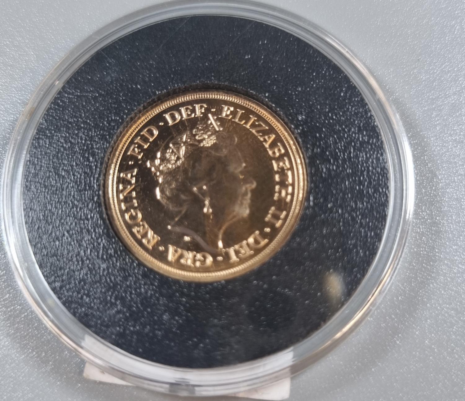 Gold full sovereign dated 2020 in plastic capsule. (B.P. 21% + VAT) - Image 2 of 2