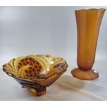 Jobling amber Art Deco glass vase of fluted form decorated with moulded birds to the base. 25cm high