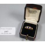 18ct gold diamond and sapphire five stone ring. 3.5g approx. Ring size O & 1/2. (B.P. 21% + VAT)