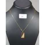 10k Italian chain with contemporary 10k textured design pendant. 7.9g approx. (B.P. 21% + VAT)