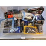 Plastic box of assorted diecast model vehicles to include: Oxford Automobile Company, various Maisto