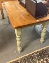 Modern pine kitchen table on painted baluster turned legs. 137x74x76cm approx. (B.P. 21% + VAT) Legs