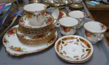 Tray of china to include: Royal Albert 'Old Country Roses' teacups and saucers, small plate and