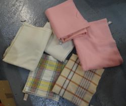 Box of vintage woollen blankets and throws to include: check throw and blanket, two plain pink and