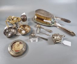 Box of silver and silver plated items to include: spoons, mustard pot, vanity items including hand