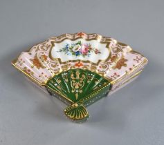 Coalport bone china floral and jewelled hand painted pill box and cover in the form of a fan. 9cm