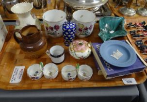 Tray of china to include: boxed Wedgwood Jasperware commemorative pin trays, Doulton Lambeth two