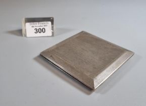 Silver engine turned presentation cigarette case of square form, marked 1941. 3.65 troy oz