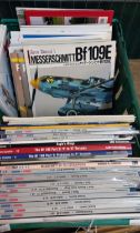 Box of mostly Japanese aircraft modelling books and magazines. (B.P. 21% + VAT)